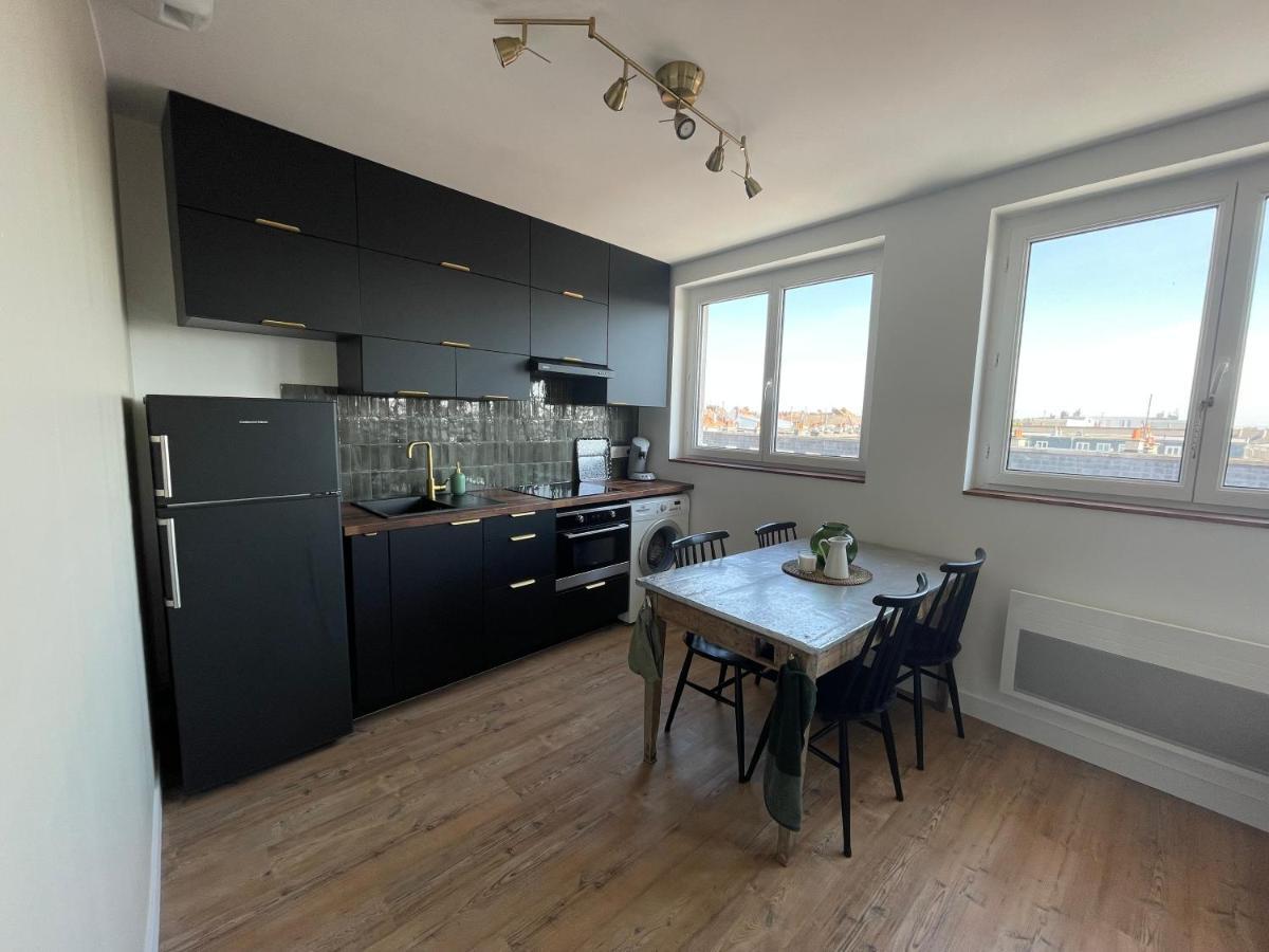 Thelighthouse Logement Cozy Idealement Situe Calais Ngoại thất bức ảnh
